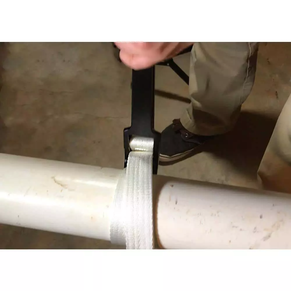 Husky 34 in. Strap Wrench with 3-1/2 in. Capacity (3-Pack) 9 Husky 34 in. Strap Wrench with 3-1/2 in. Capacity (3-Pack) - Image 8