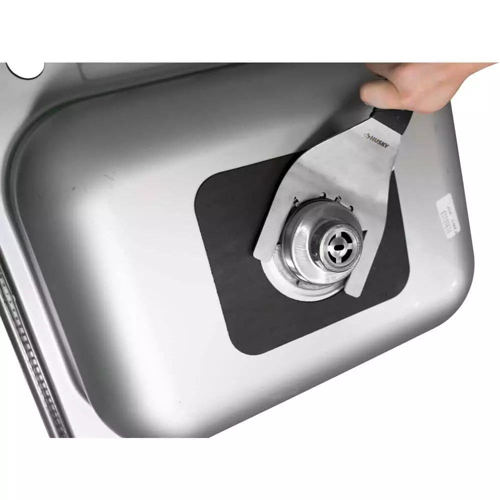 Husky Universal Sink Drain Wrench 5 Husky Universal Sink Drain Wrench - Image 3