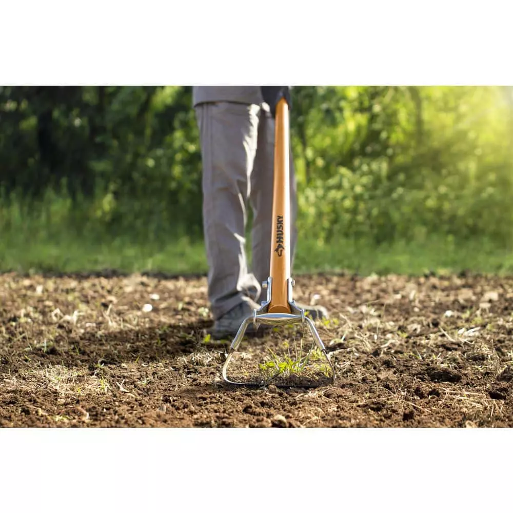 Husky 54 in. L Wood Handle Action Hoe with Grip 7 Husky 54 in. L Wood Handle Action Hoe with Grip - Image 5