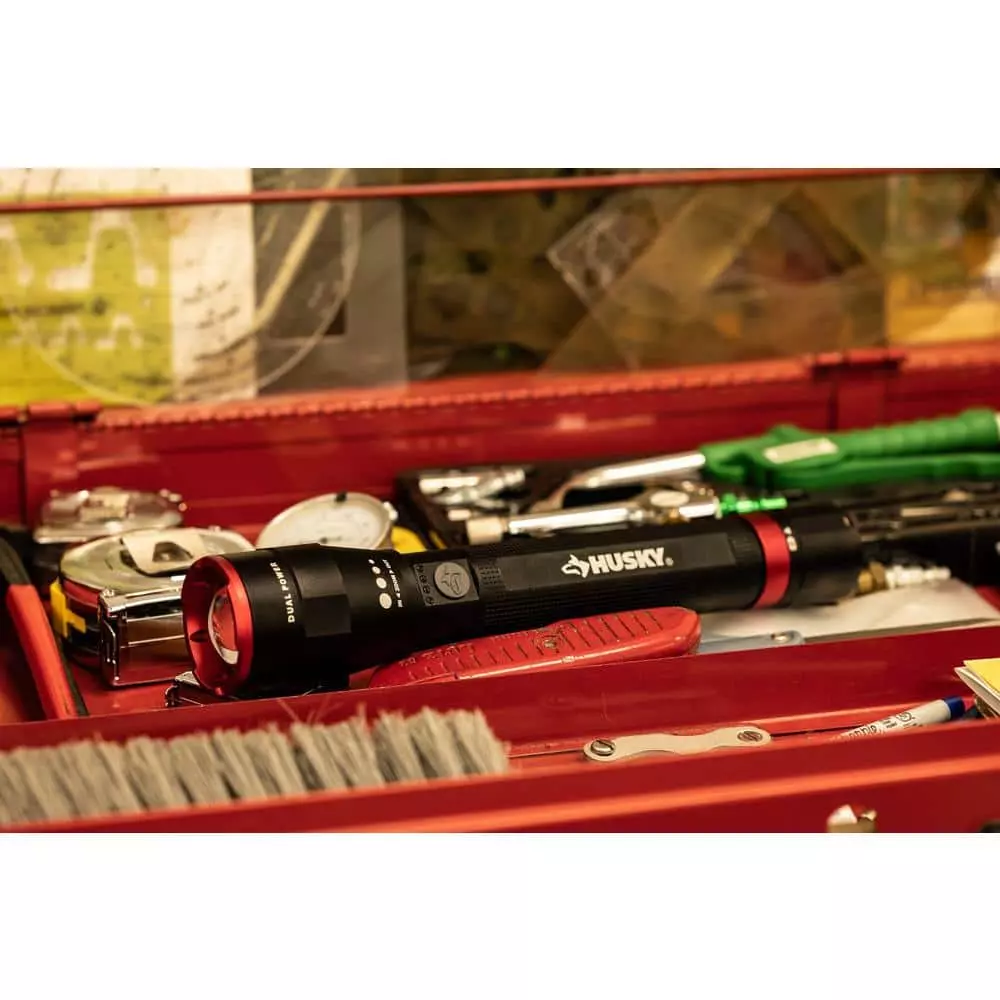 Husky 1500 Lumens Dual-Power Focusing LED Rechargeable Flashlight 3 Modes with USB Port and Rechargeable Battery 11 Husky 1500 Lumens Dual-Power Focusing LED Rechargeable Flashlight 3 Modes with USB Port and Rechargeable Battery - Image 9